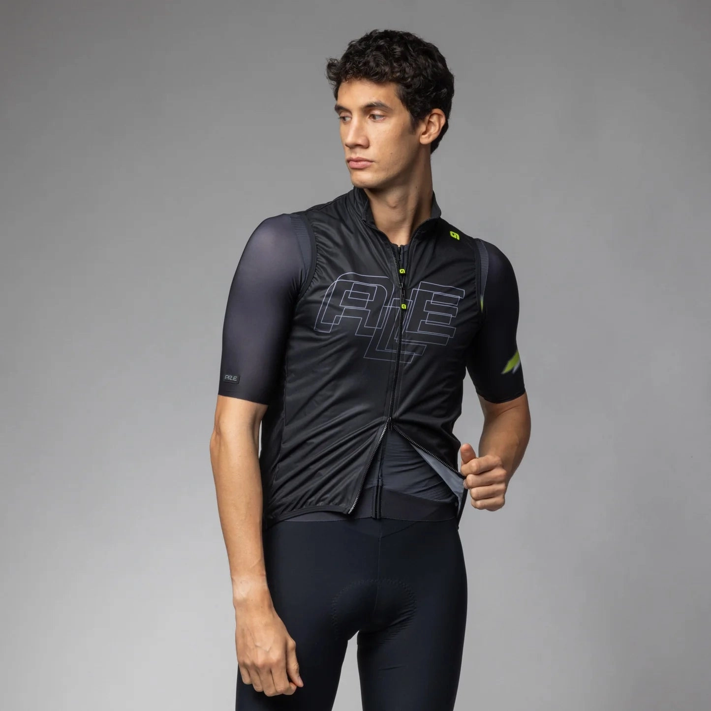 Ale PR-E Sauvage vest - Black