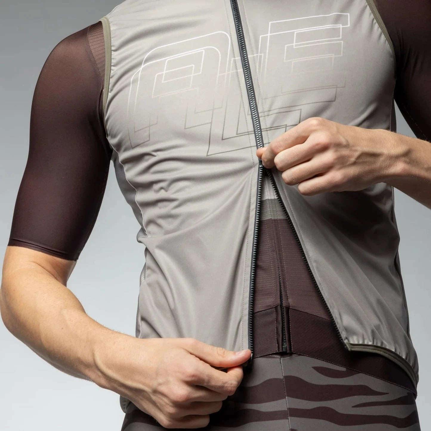 Ale PR-E Sauvage vest - Grey