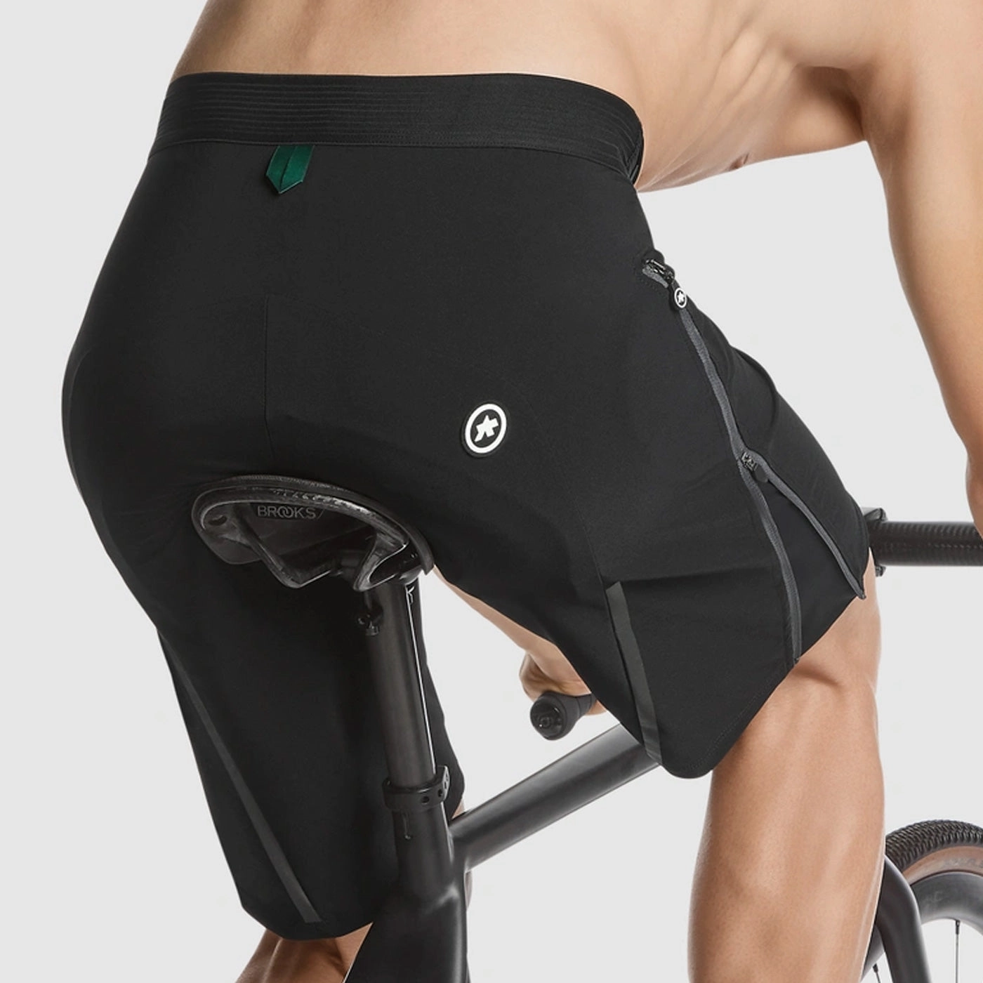 Assos GTC Zeppelin Cargo C2 short - Black