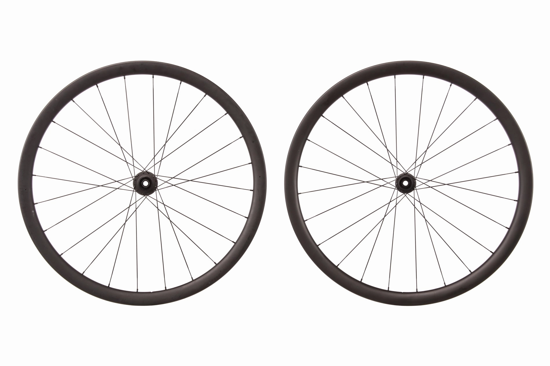 Bontrager Aeolus Elite 35 TLR Carbon Tubeless 700c Wheelset