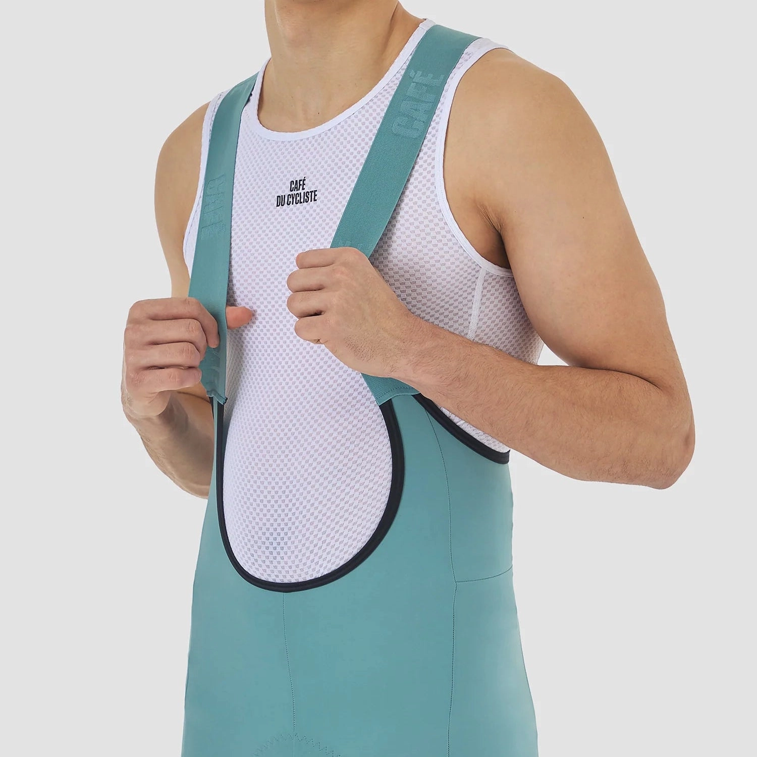 Cafe du Cycliste Eva bib shorts - Light blue