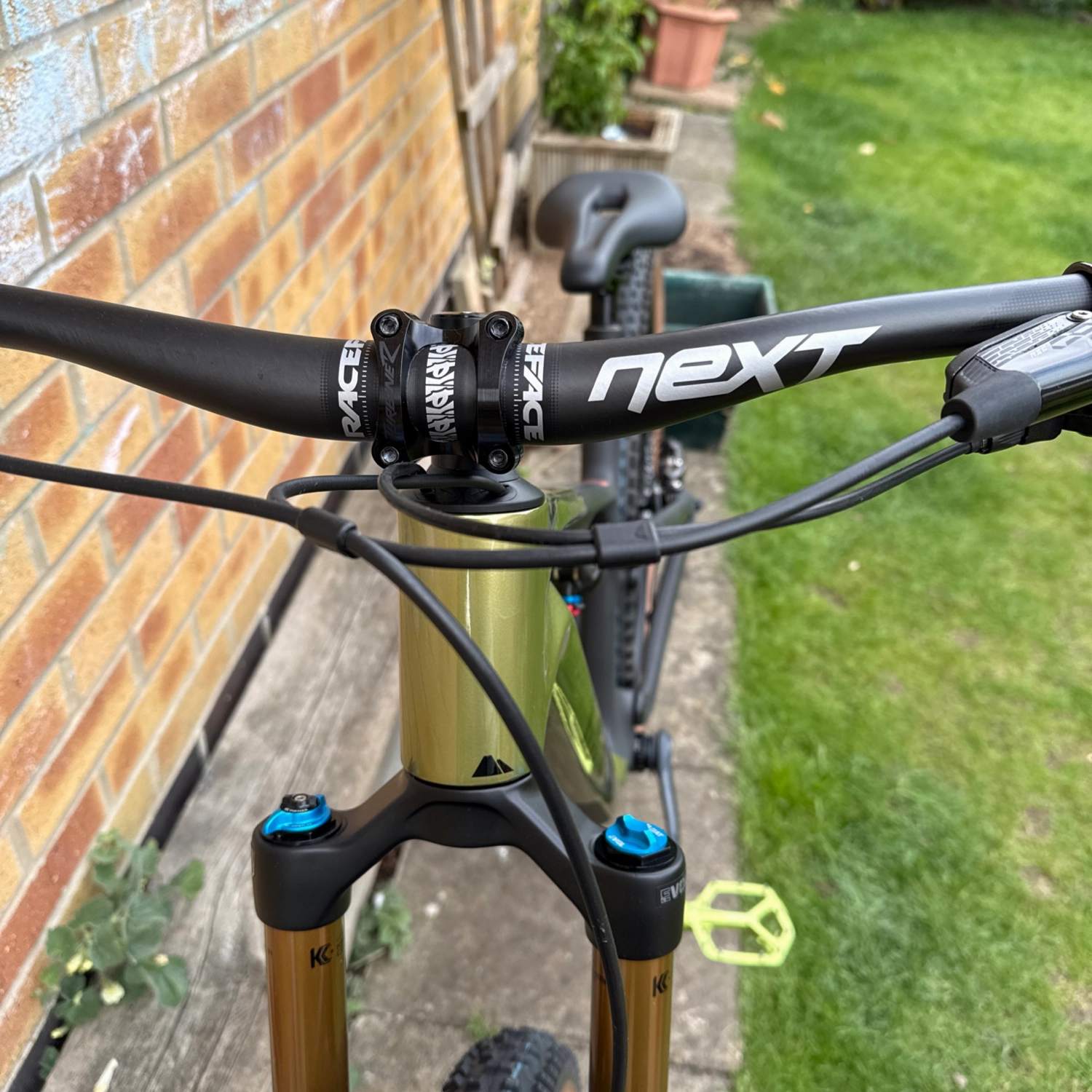 Canyon Neuron CF 9 SL 2023