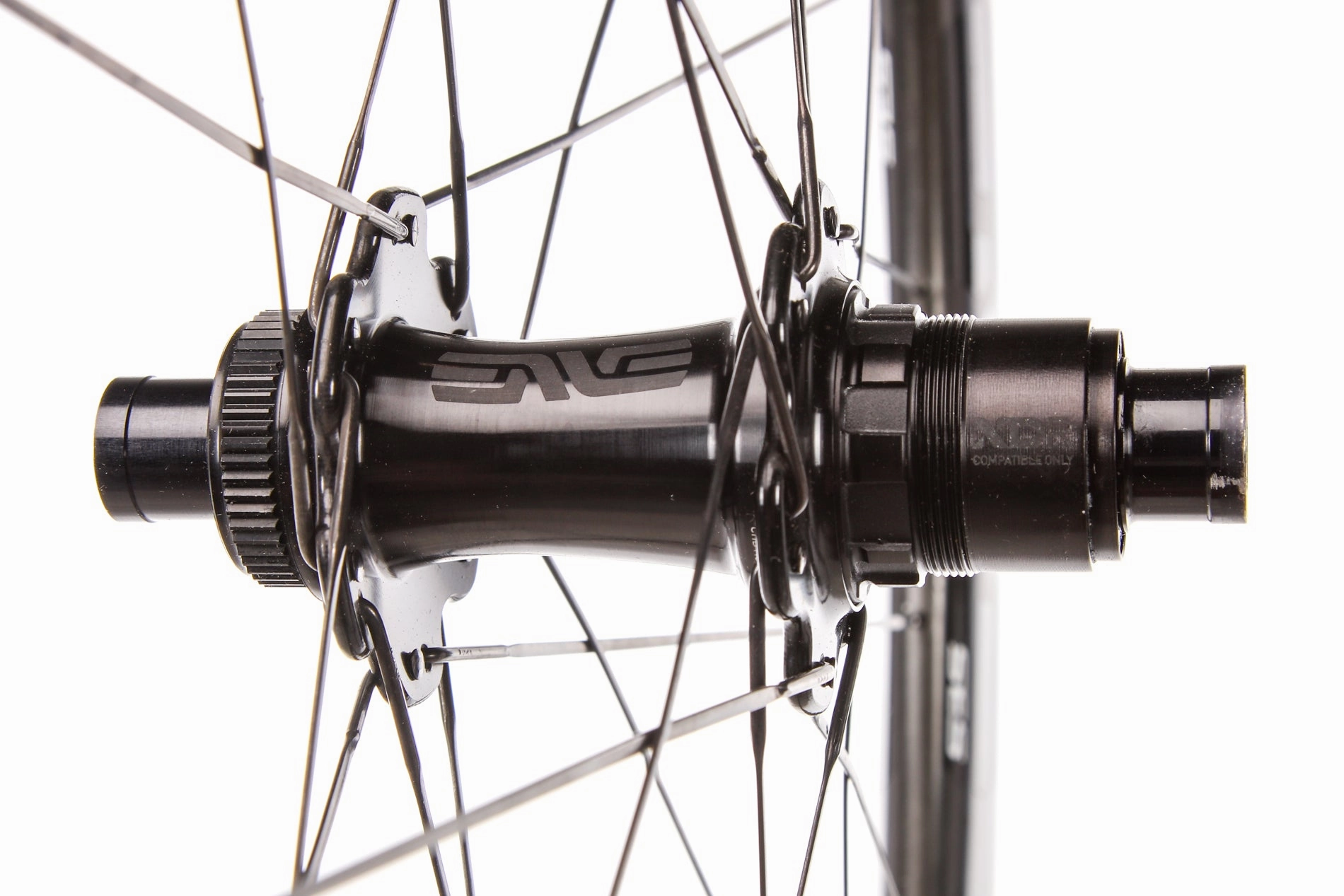 ENVE SES 3.4 Carbon Tubeless 700c Wheelset