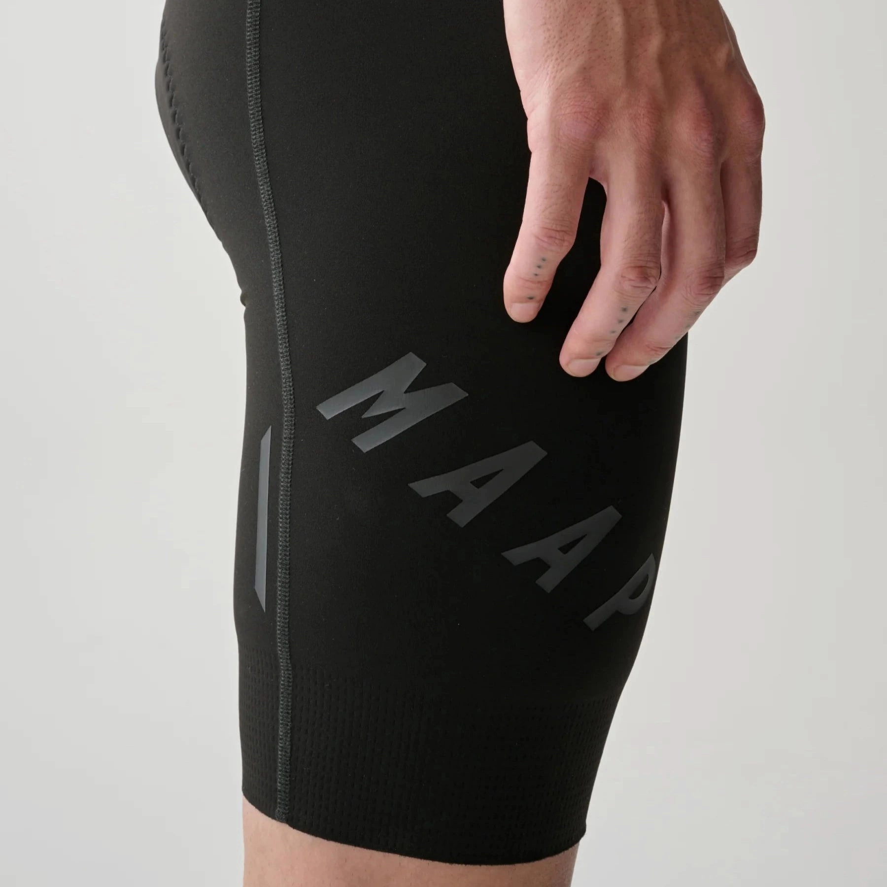 Maap Aeon bibshort - Black