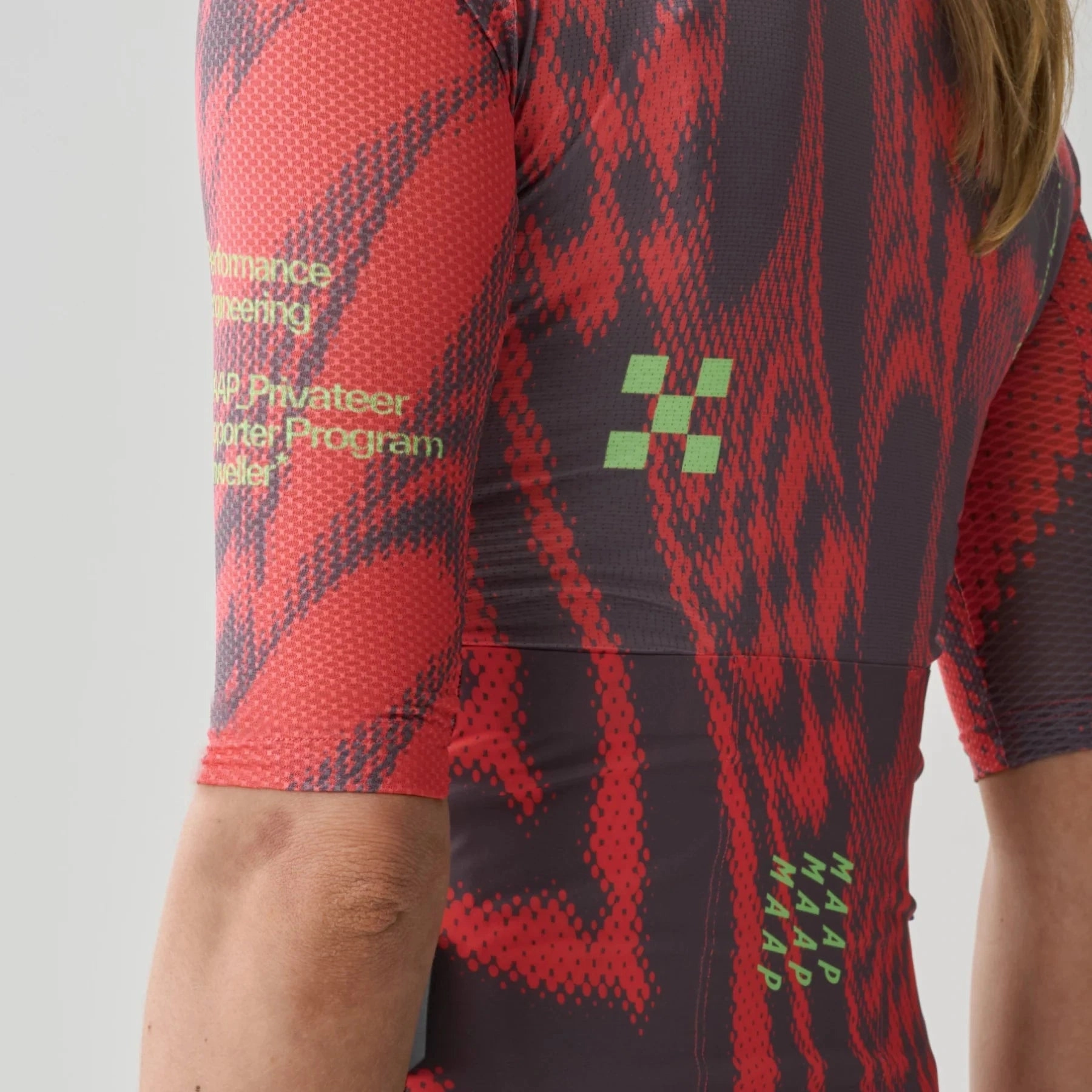 Maap Privateer P.O Pro Air 3.0 women jersey - Red