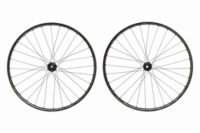 NOBL TR32 w/ Onyx Vesper Hubs Carbon Tubeless 29" Wheelset