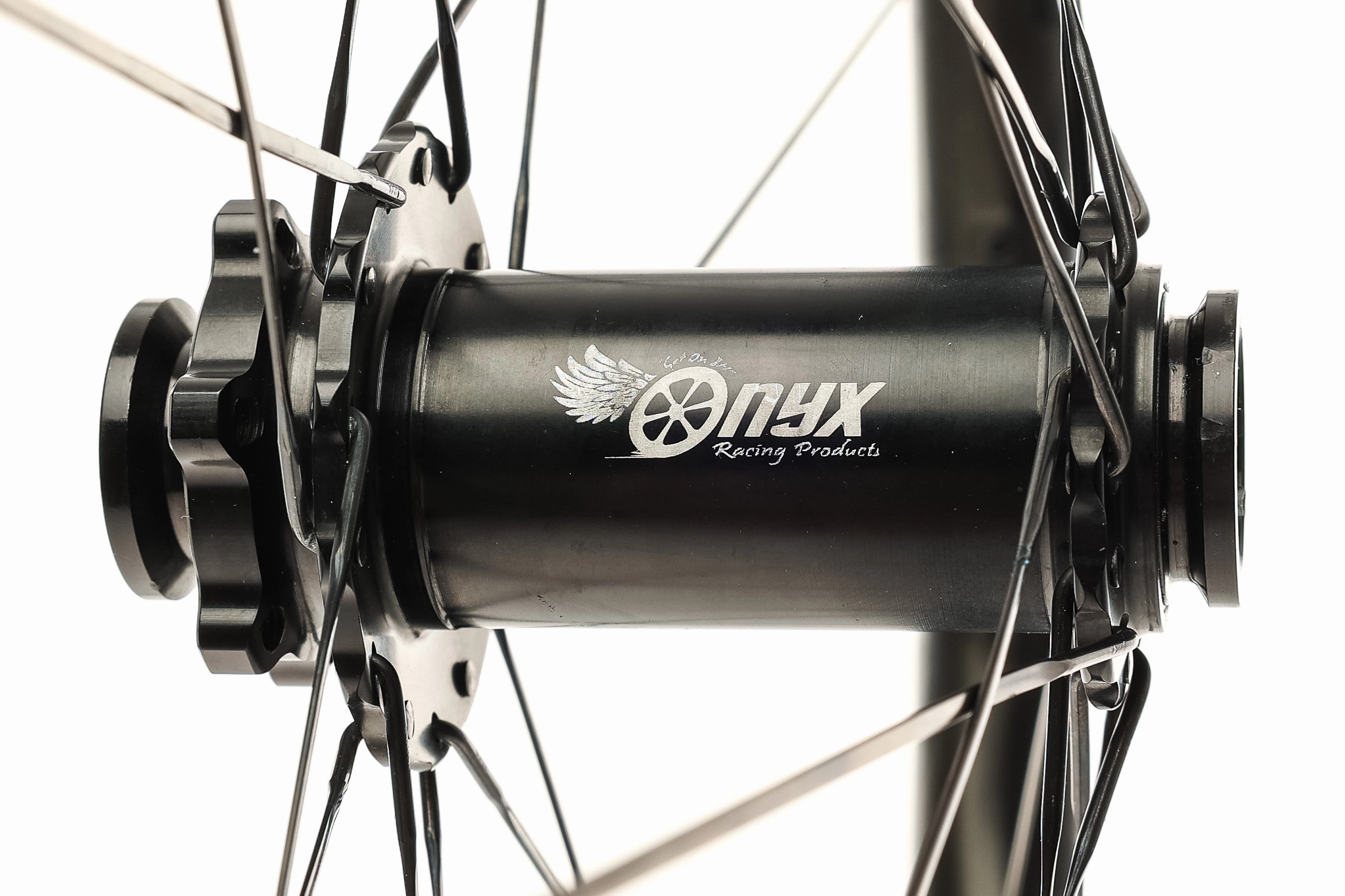 NOBL TR32 w/ Onyx Vesper Hubs Carbon Tubeless 29" Wheelset