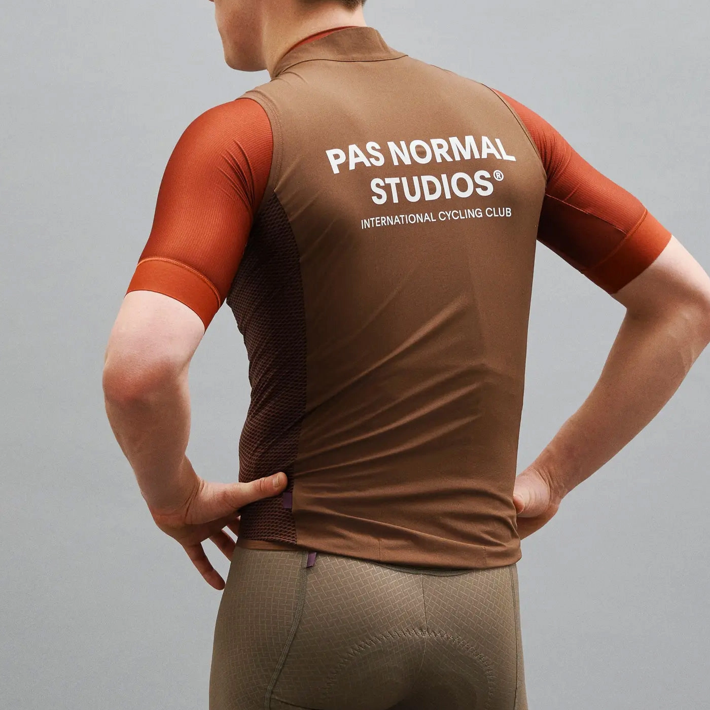 Pas Normal Studios Mechanism Stow Away Vest - Black