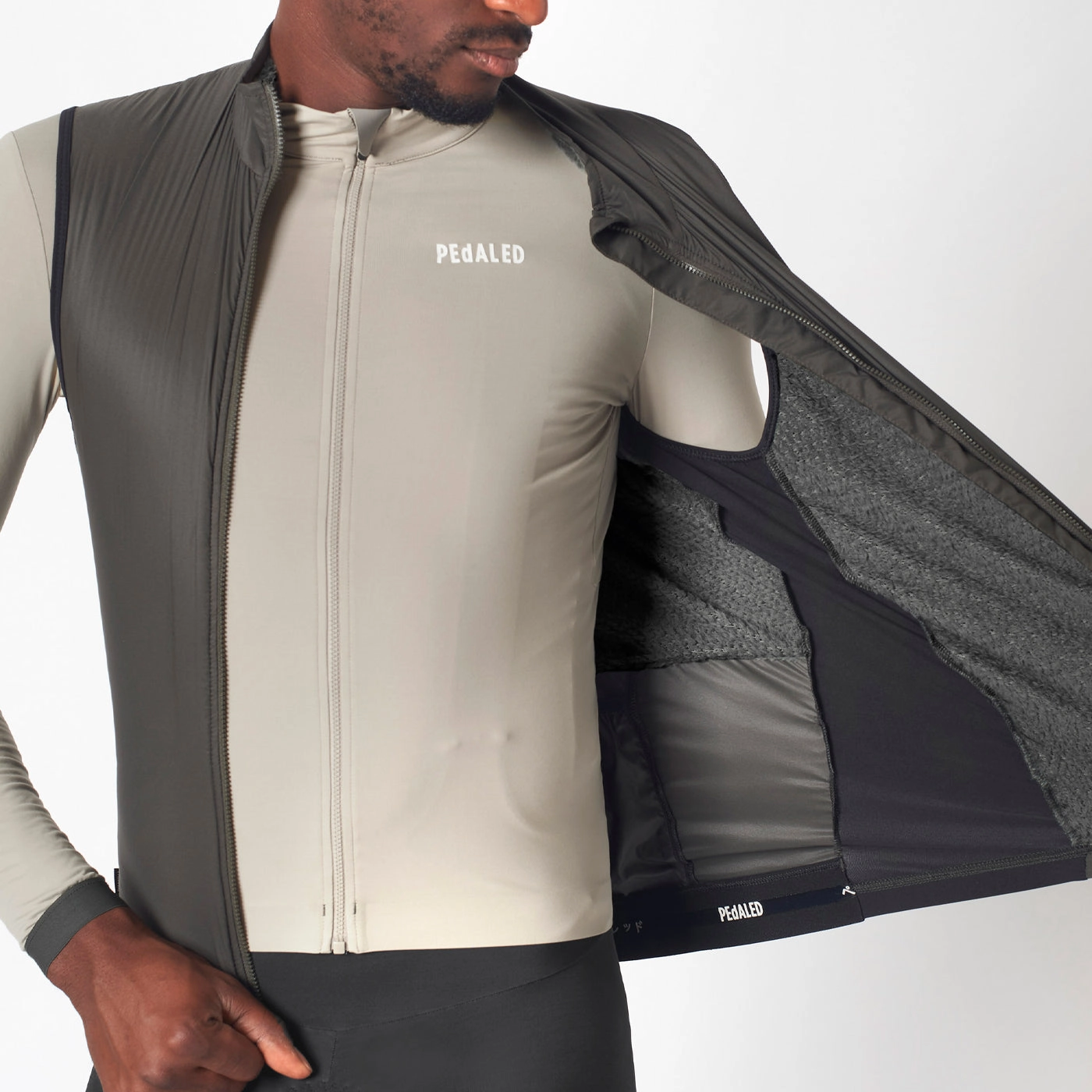 Pedaled Essential Alpha vest - Grey