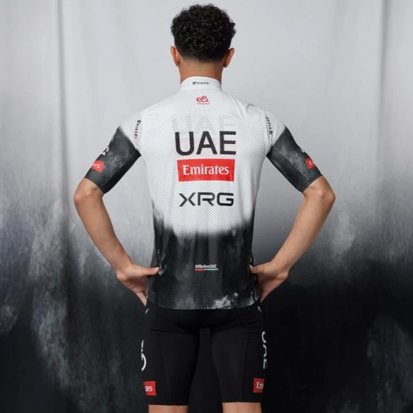 Pissei UAE Team Emirates 2025 vest