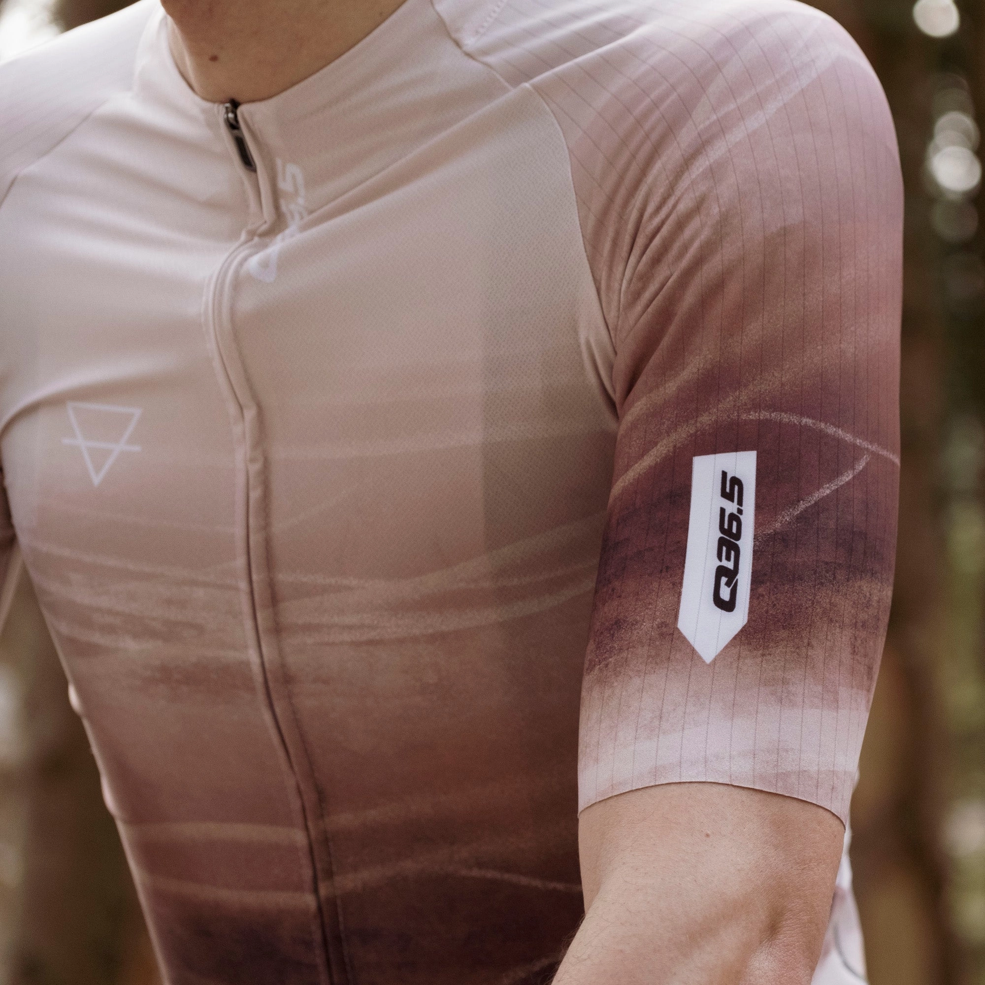 Q36.5 Elements Jersey - Earth
