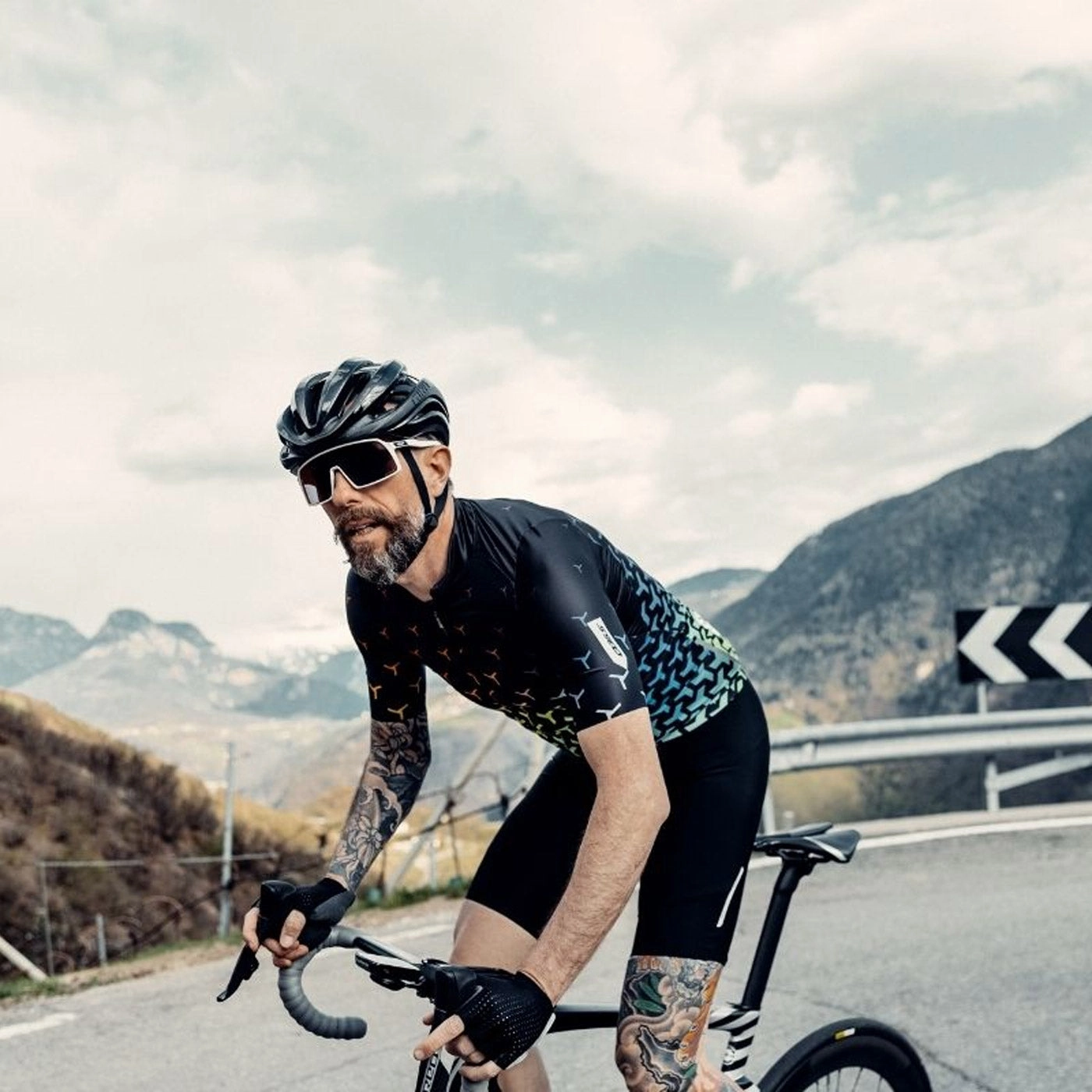 Q36.5 R2 jersey - Good Vibes 2.0