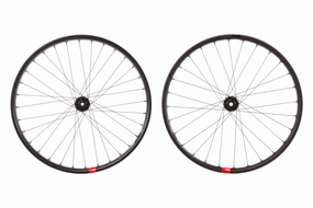 Reserve 30/DH Carbon Tubeless 27.5" Wheelset