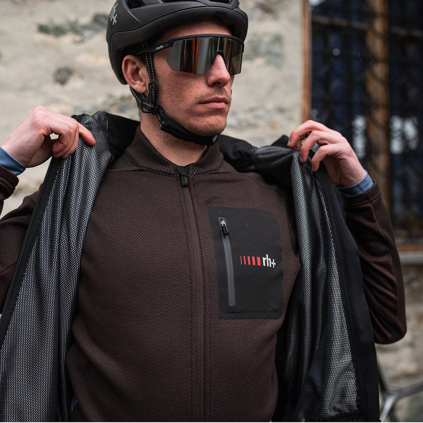 Rh  All Road Alpha Padded vest - Black
