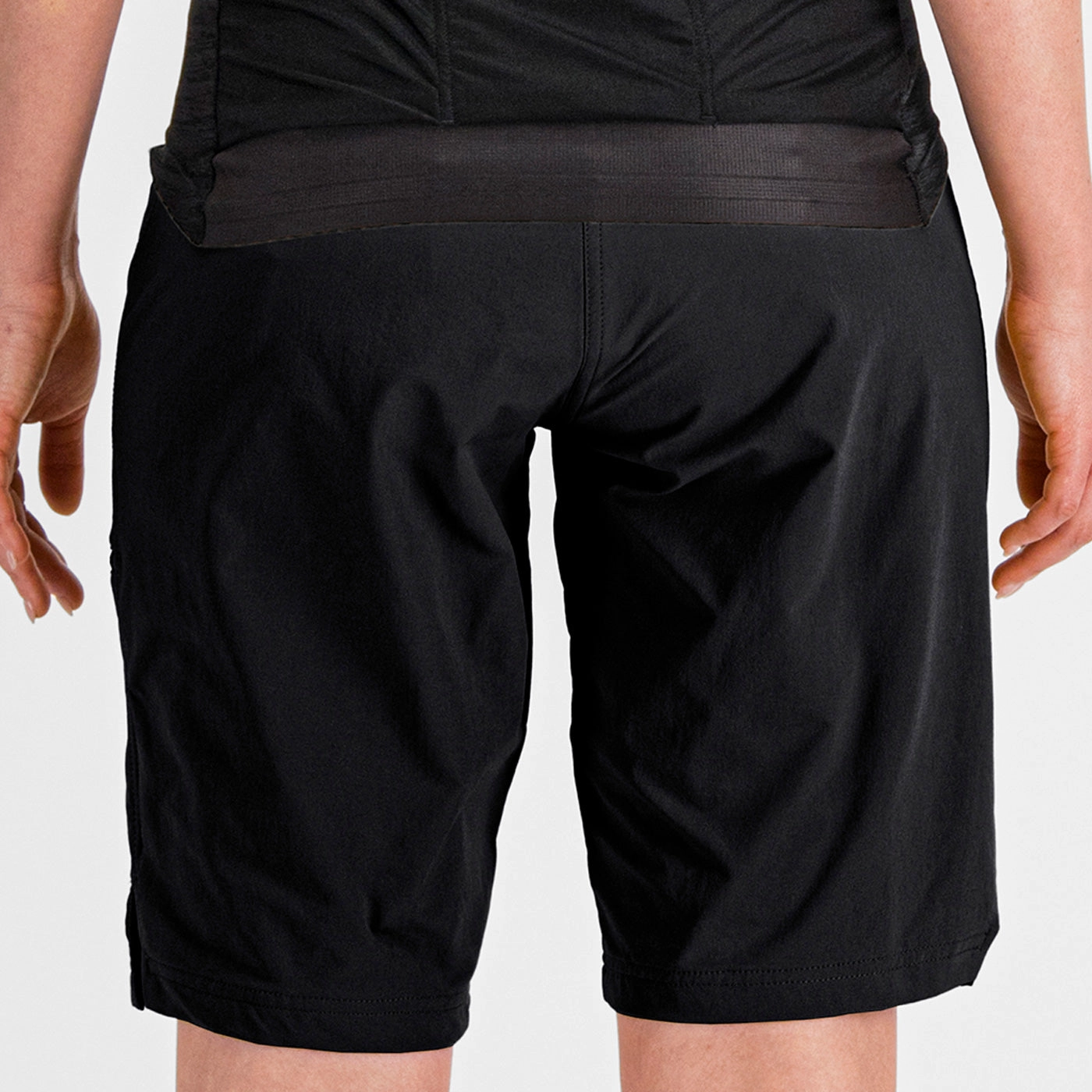 Sportful Giara W Over women short - Black