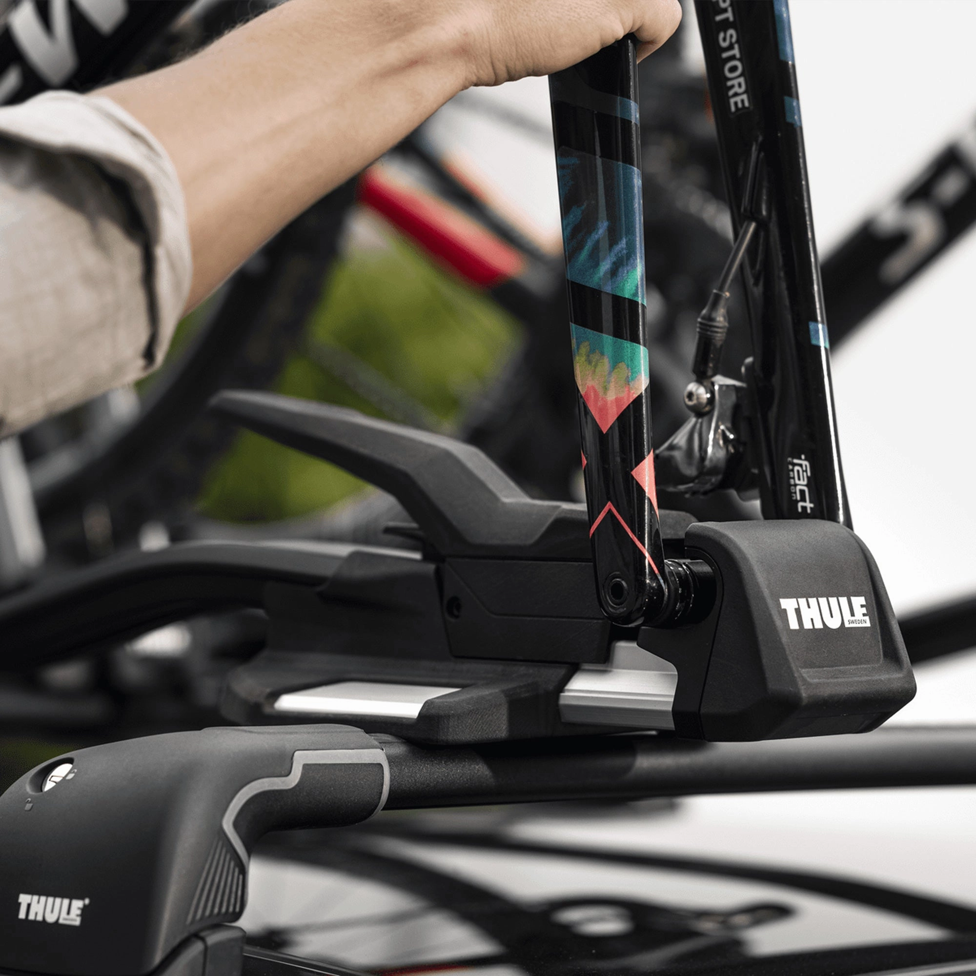 Thule TopRide Roof Bike Carrier
