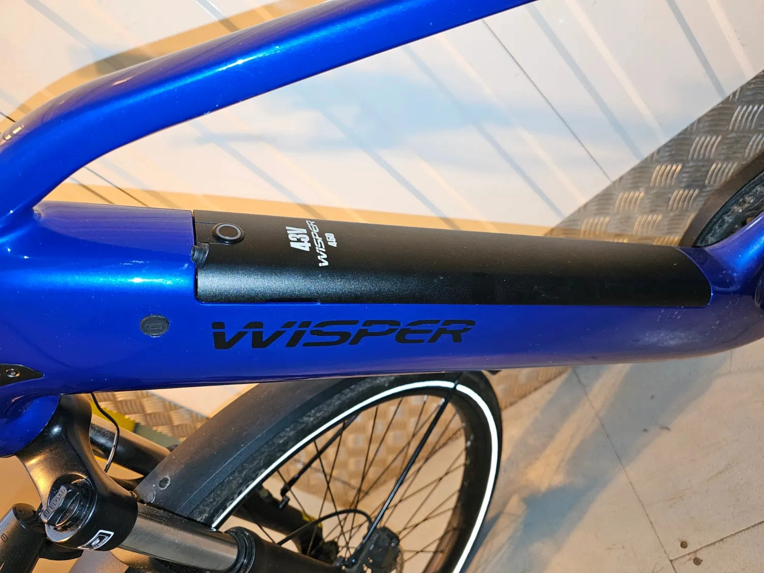WISPER Wayfarer h9 hub 2023