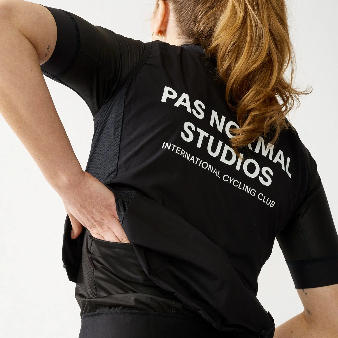 Women's Pas Normal Studios Mechanism Stow Away Vest - Black